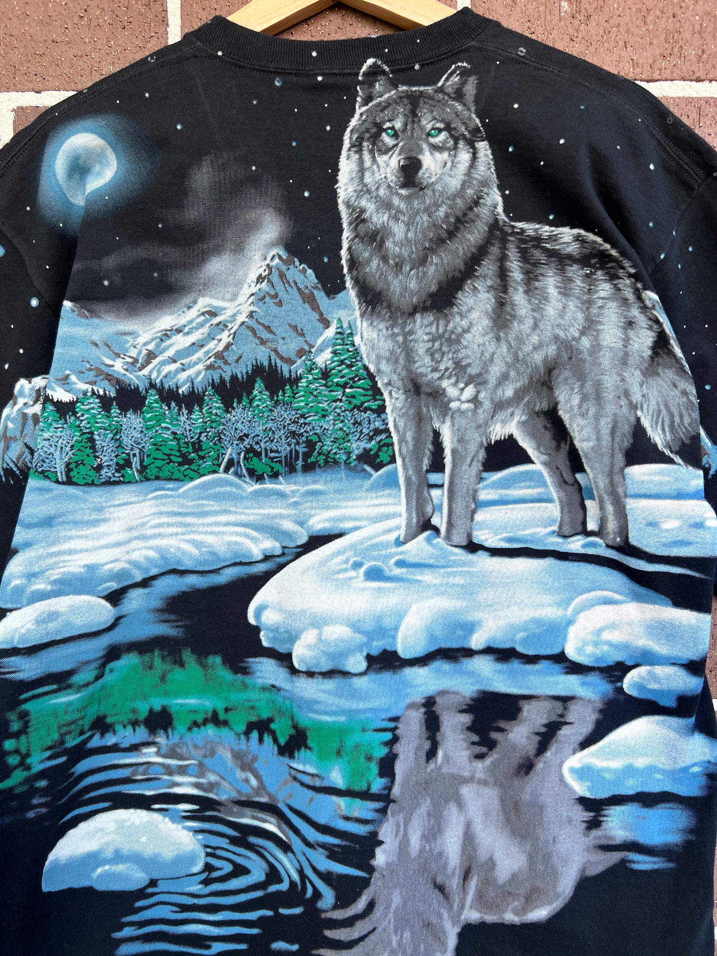 Wolf vintage Large on Liquid Blue tag